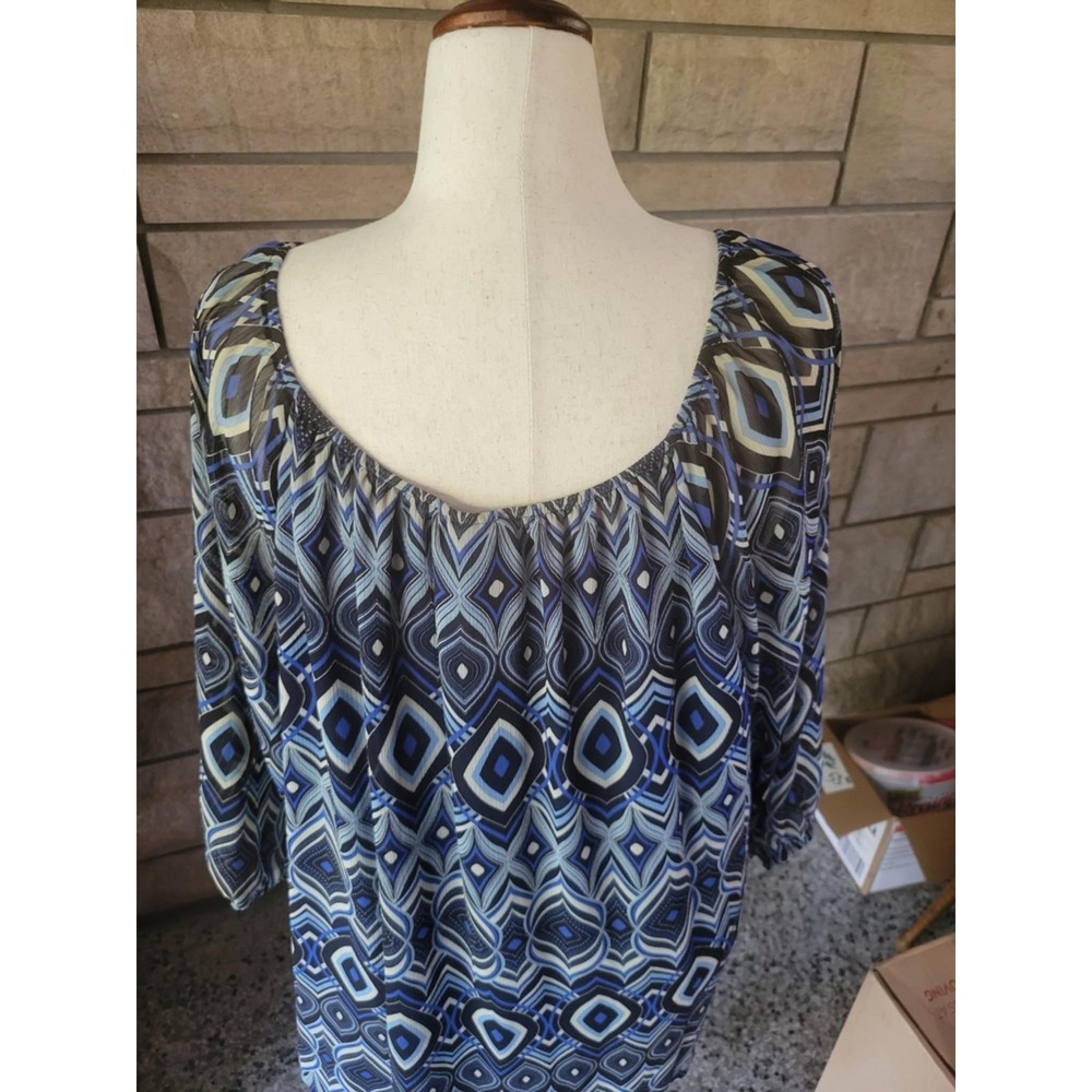 Liz & Me Platinum 4X Blouse Blue Geometric Sheer Overlay Plus Size‎